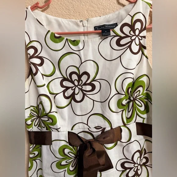 Jessica Howard Floral Sleeveless Dress with Brown Bow at Waist Size 6 - Picture 3 of 4
